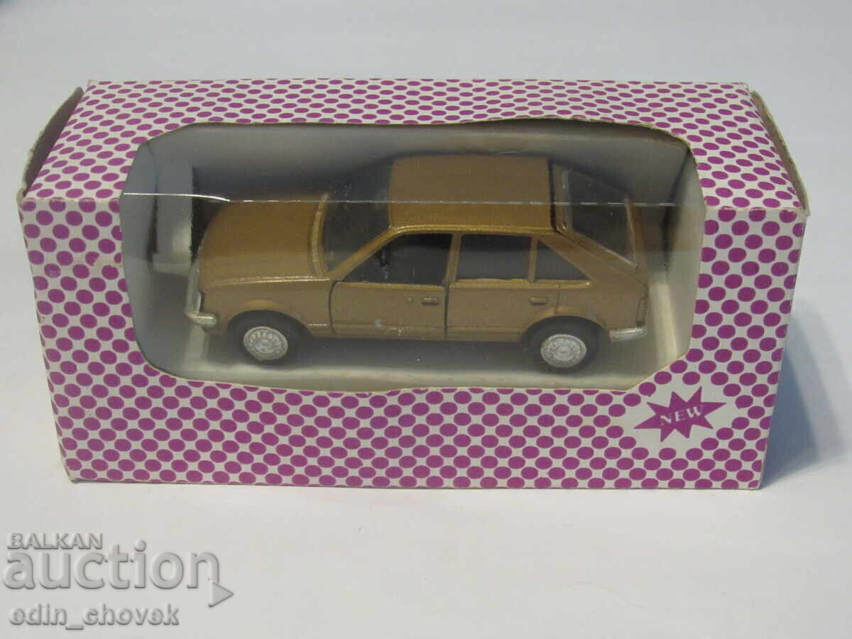 Παράδοση 1/43 GAMA-MINI Opel Kadett D, bŭlgarska Mikro-67 Razgrad 2