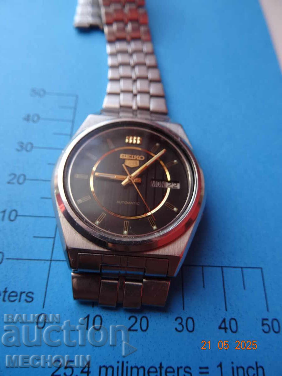 COLLECTOR'S JAPANESE SEIKO 5 AUTOMATIC 7009A -8 with price 90.00 BGN | € 46.02