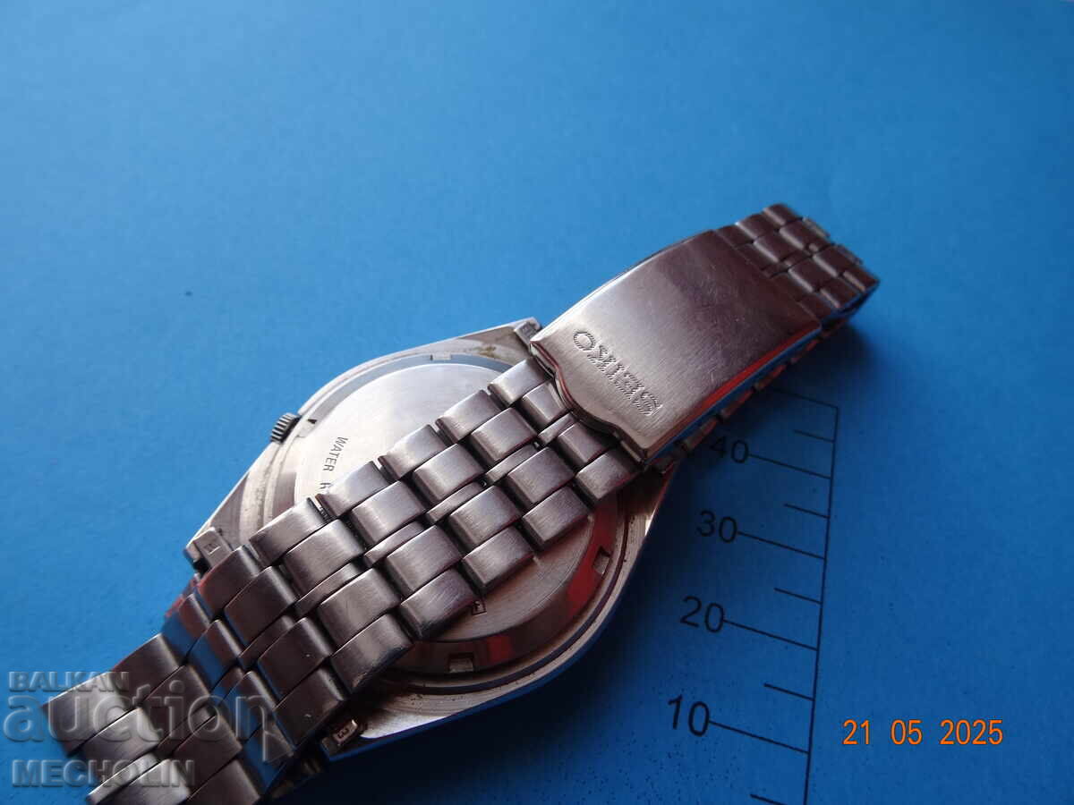 COLLECTOR'S JAPANESE SEIKO 5 AUTOMATIC 7009A -8 - 6