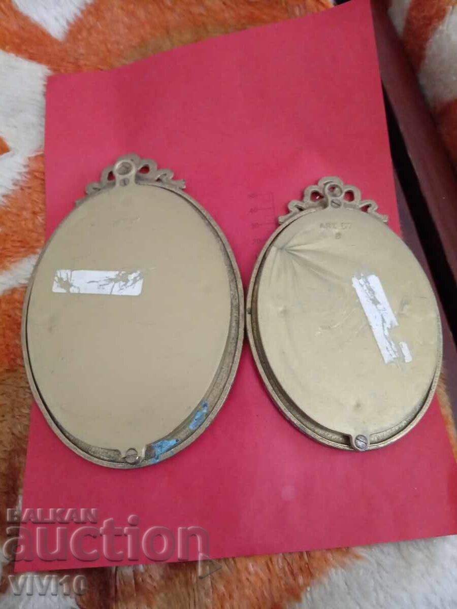 2 Antique Bronze Frames with price € 25.56 | 49.99 BGN 2 Antique Bronze Frames with price € 25.56 | 49.99 BGN