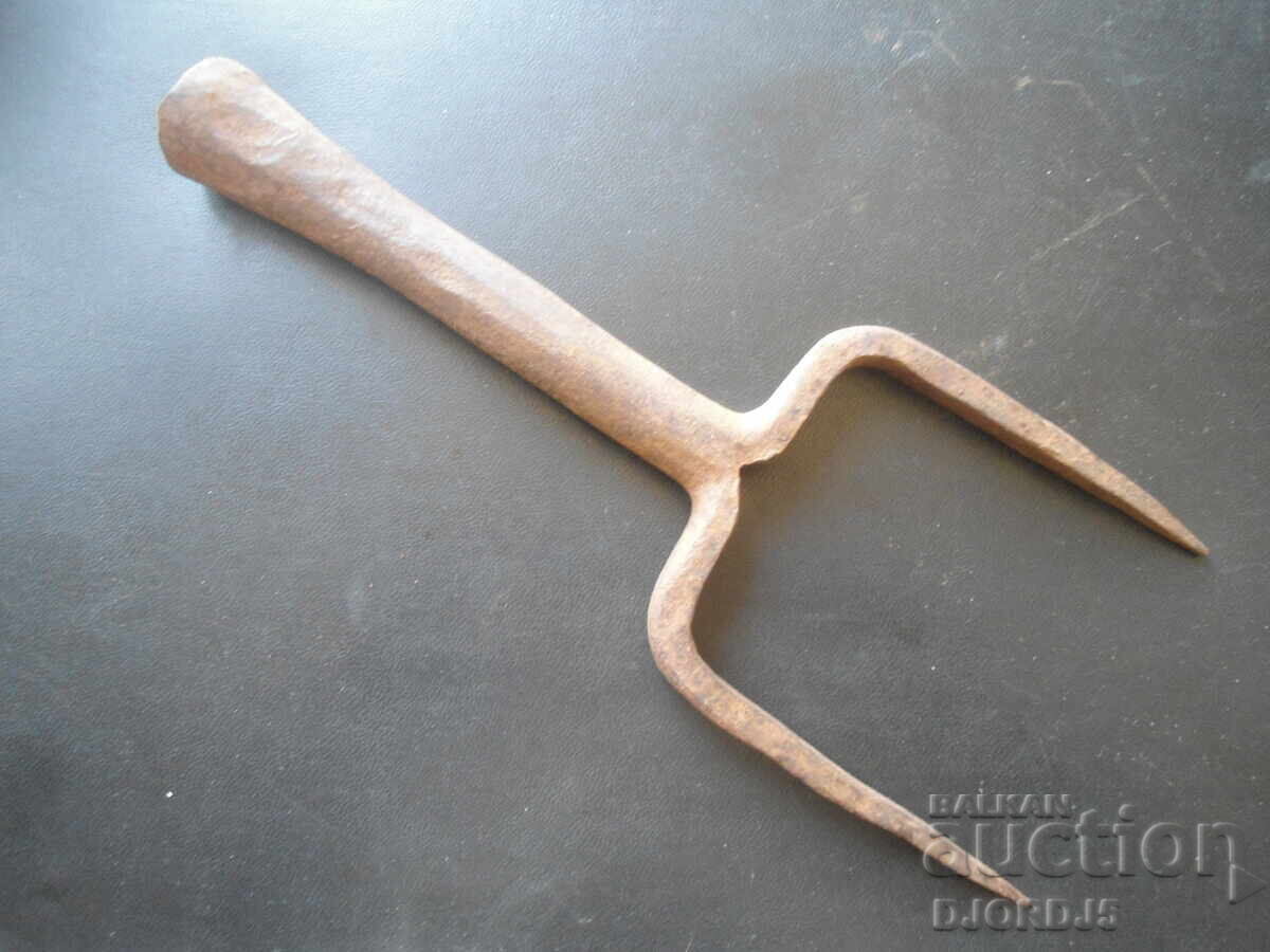 Ένα παλιό αμόνι φουρκέτας