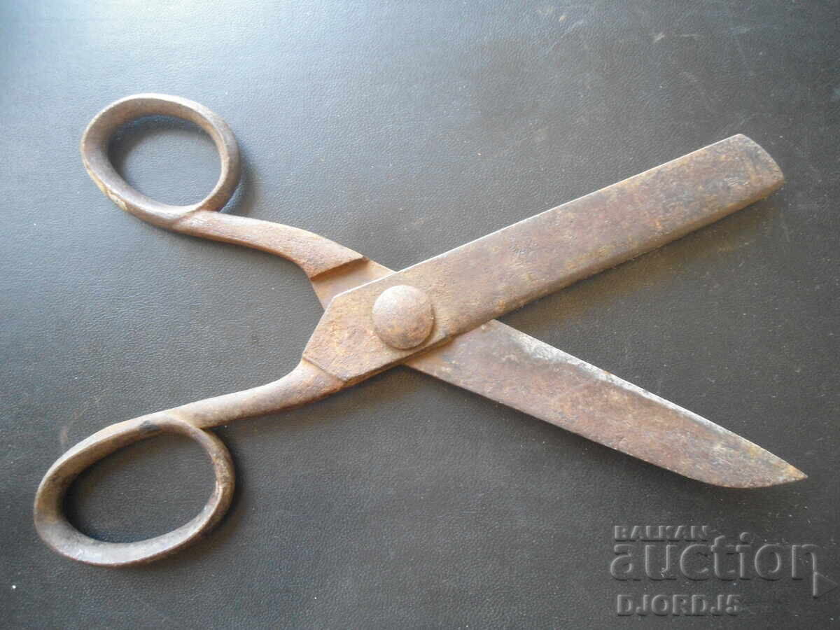 Licitație Foarfece vechi Licitație Foarfece vechi