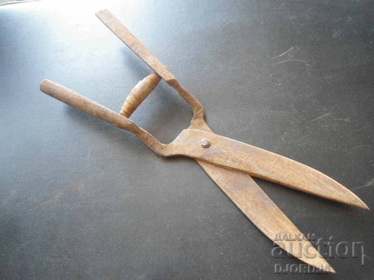 Foarfece vechi forjate - 5 Foarfece vechi forjate - 5