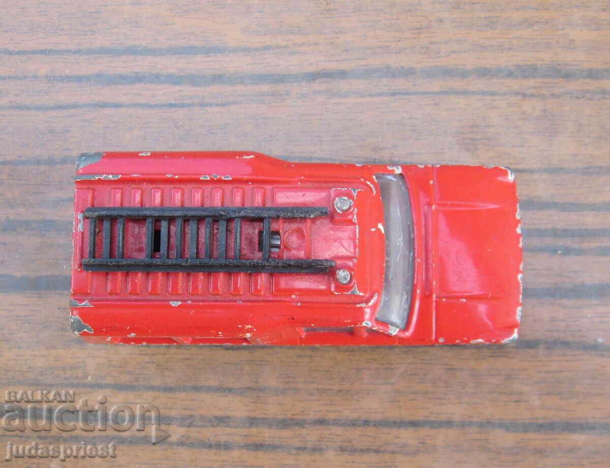 Παράδοση Bŭlgarsko igrachka matchbox BULGARIA carmichael commando Παράδοση Bŭlgarsko igrachka matchbox BULGARIA carmichael commando