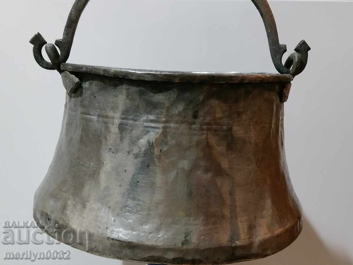 Auction  Old copper cauldron, copper, cauldron, forged vessel