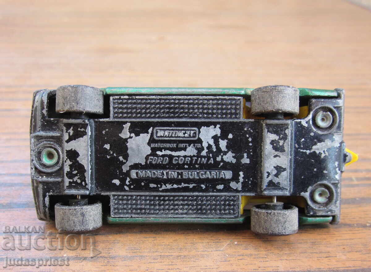 Bŭlgarsko kolichka Ford Cortina Matchbox BULGARIA - 7 Bŭlgarsko kolichka Ford Cortina Matchbox BULGARIA - 7