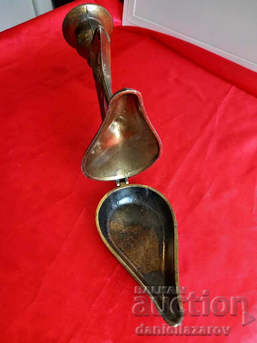 Δημοπρασία Σπάνια Λυχνία Λαδιού με Κηροπήγιο, Θυμιατήρι