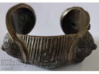 Стара гривна рогатка