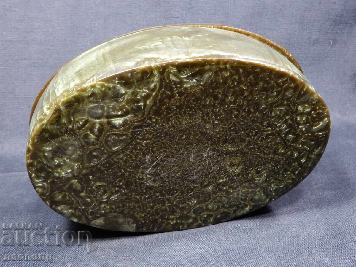 Delivery of OLD RETRO SOCIALIST JEWELRY BOX KATALIN