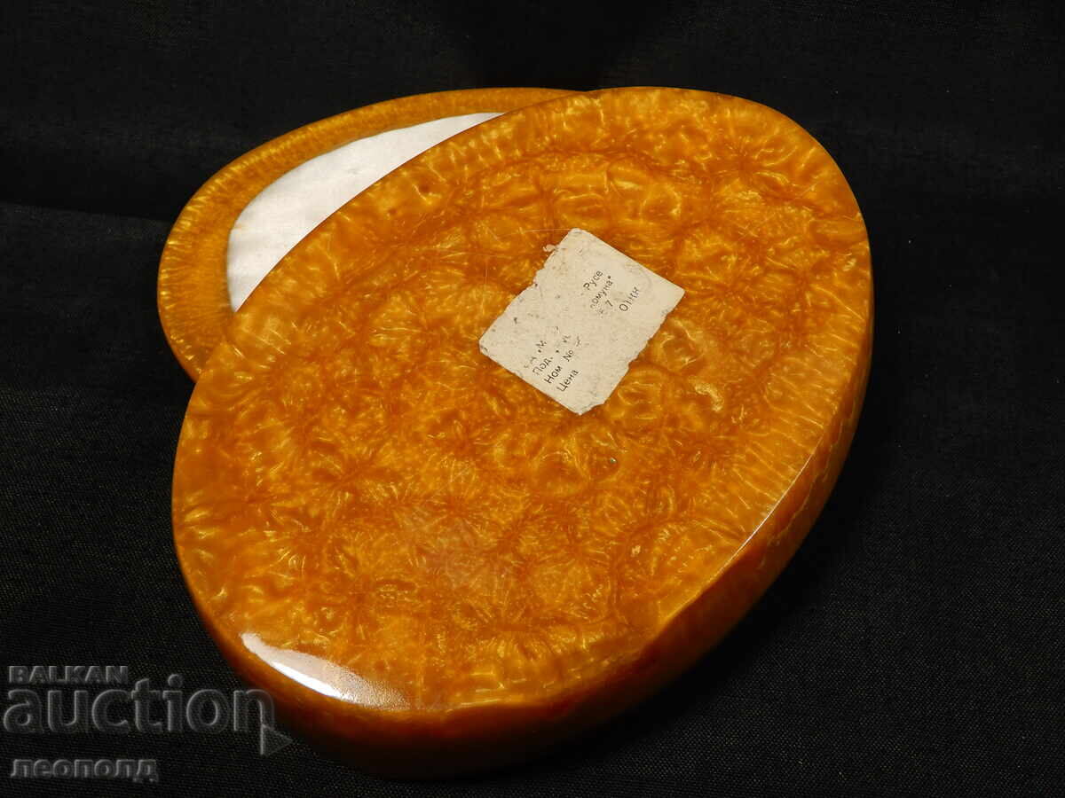 СТАРА РЕТРО СОЦ КУТИЯ ЗА БИЖУТА КАТАЛИН - 5