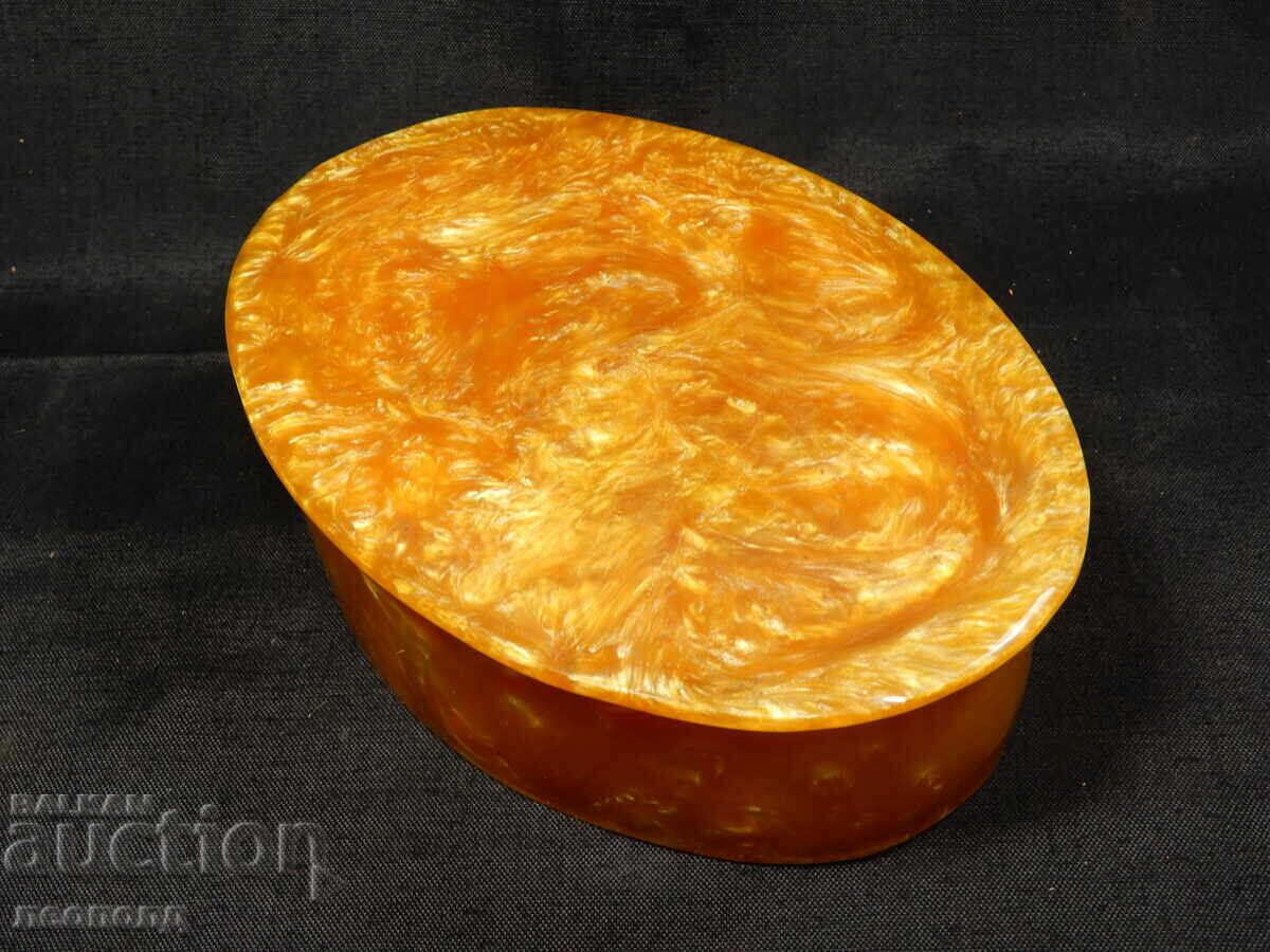 OLD RETRO SOCIALIST JEWELRY BOX KATALIN with price 20.00 BGN | € 10.23 OLD RETRO SOCIALIST JEWELRY BOX KATALIN with price 20.00 BGN | € 10.23