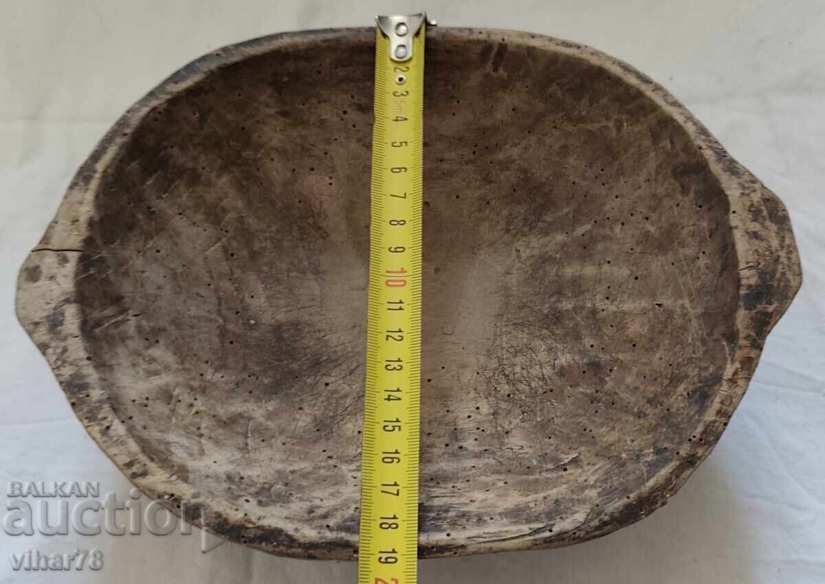 Auction  OLD WOODEN - PLATE - BOWL
