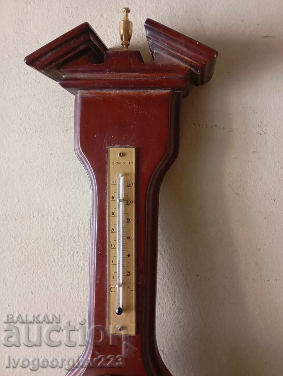 Stație meteo de perete cu preț 75.00 BGN | € 38.35