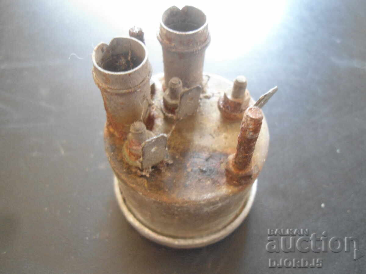 Old measuring device with price 3.00 BGN | € 1.53