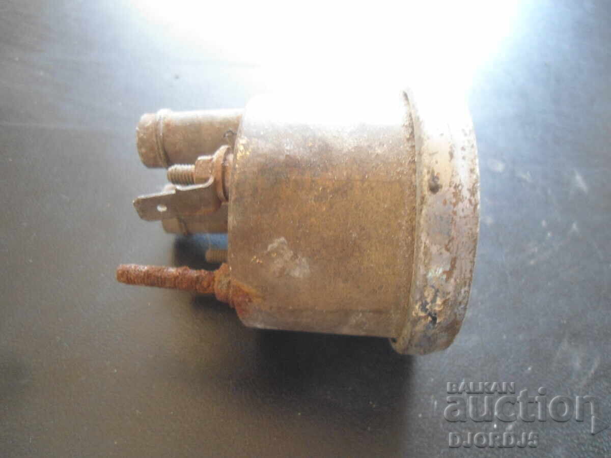 Auction  Old measuring device