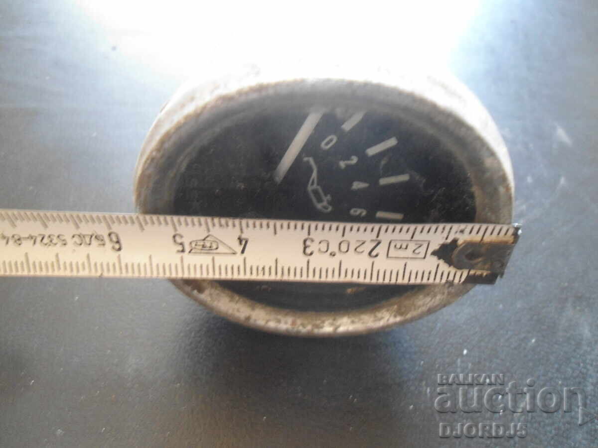 Delivery of Old measuring device