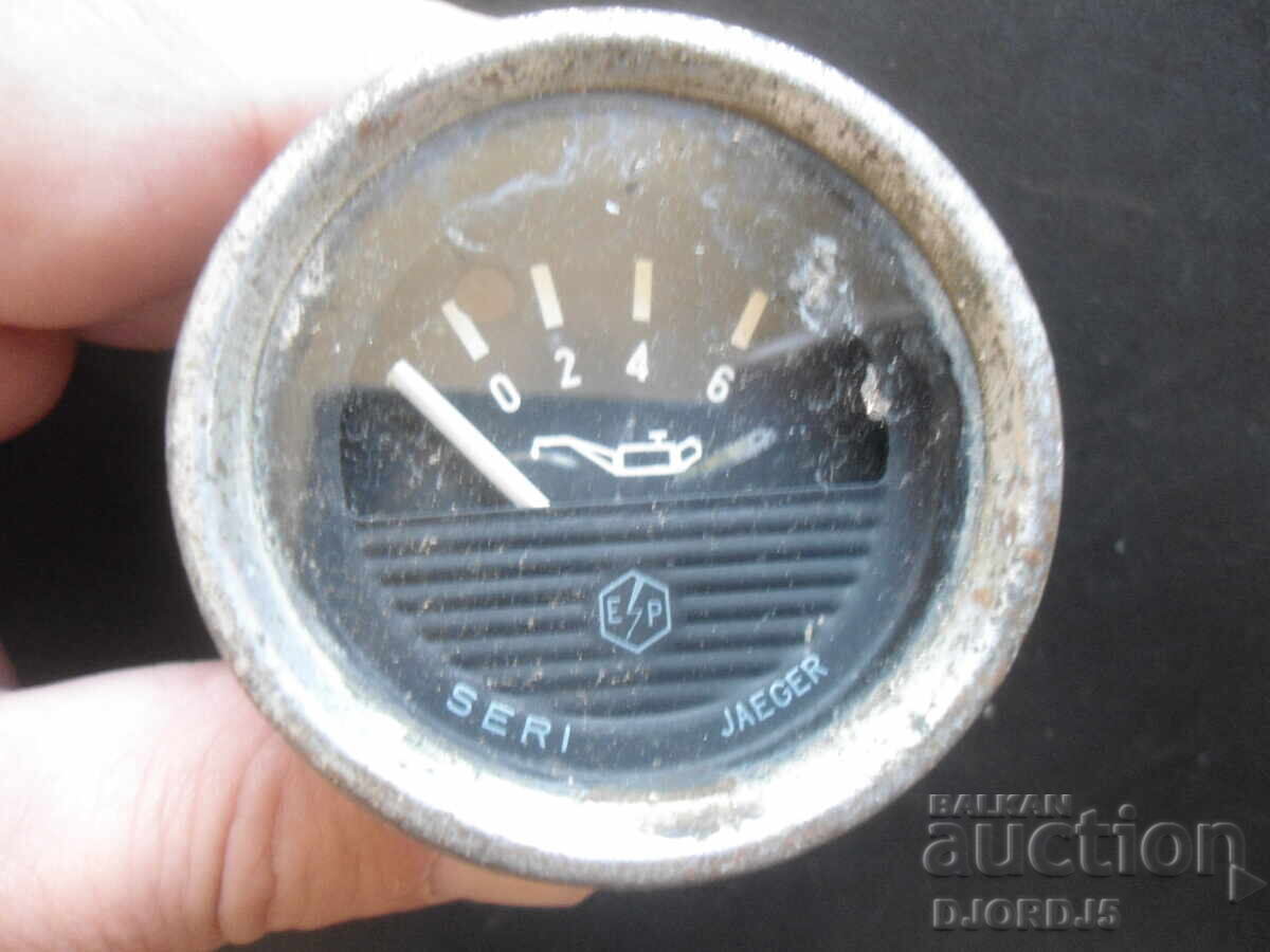 Old measuring device