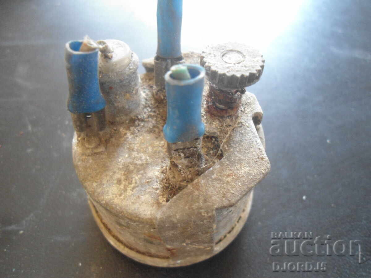 Old Russian measuring instrument with price 3.00 BGN | € 1.53