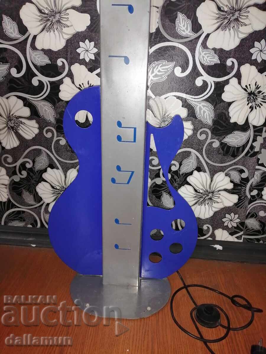 Μεταλλικό φωτιστικό δαπέδου (λάμπα) κιθάρα - 5