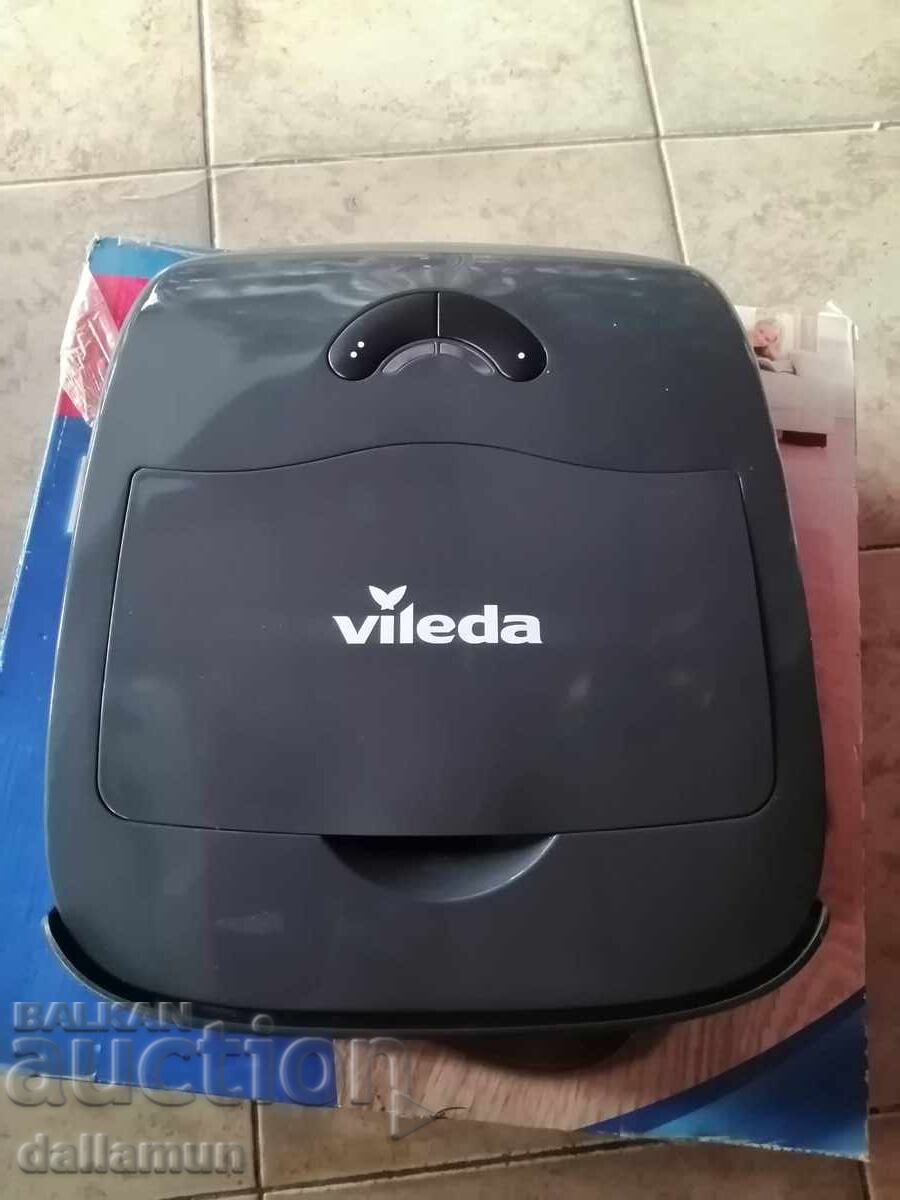 Aspirator robot Vileda VR 100 cu preț 130.00 BGN | € 66.47