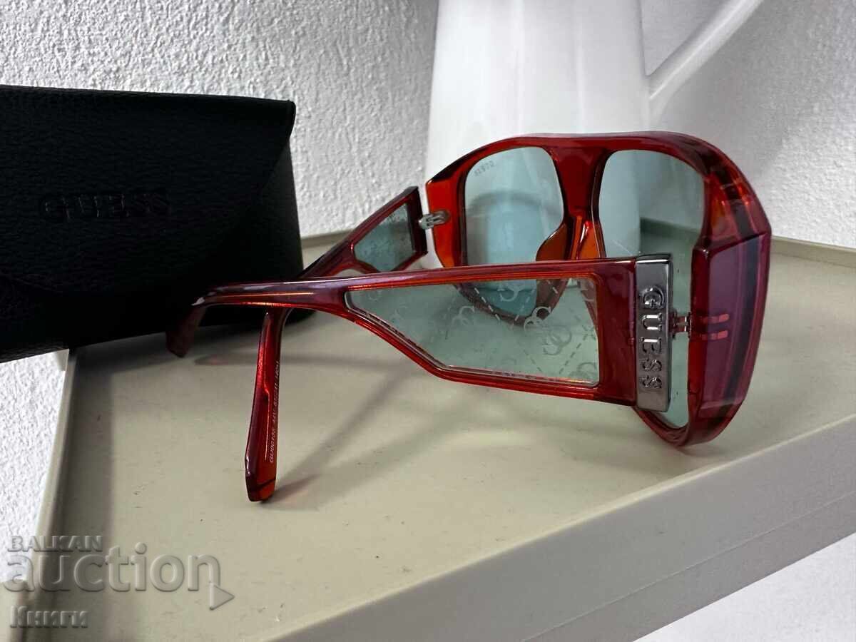 Delivery of Guess Sunglasses