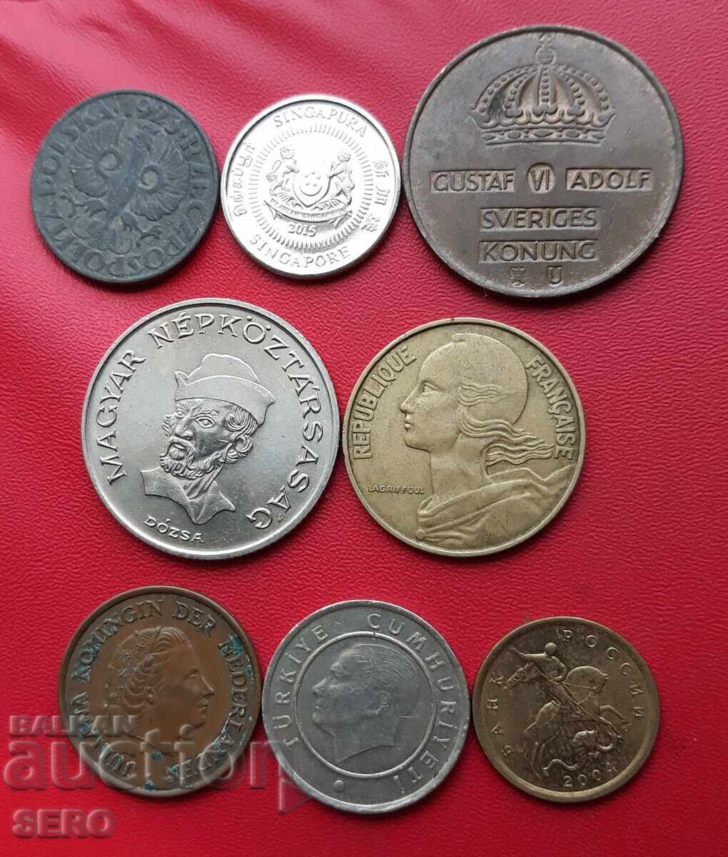 Mixed lot of 8 coins with price 1.00 BGN | € 0.51 Mixed lot of 8 coins with price 1.00 BGN | € 0.51