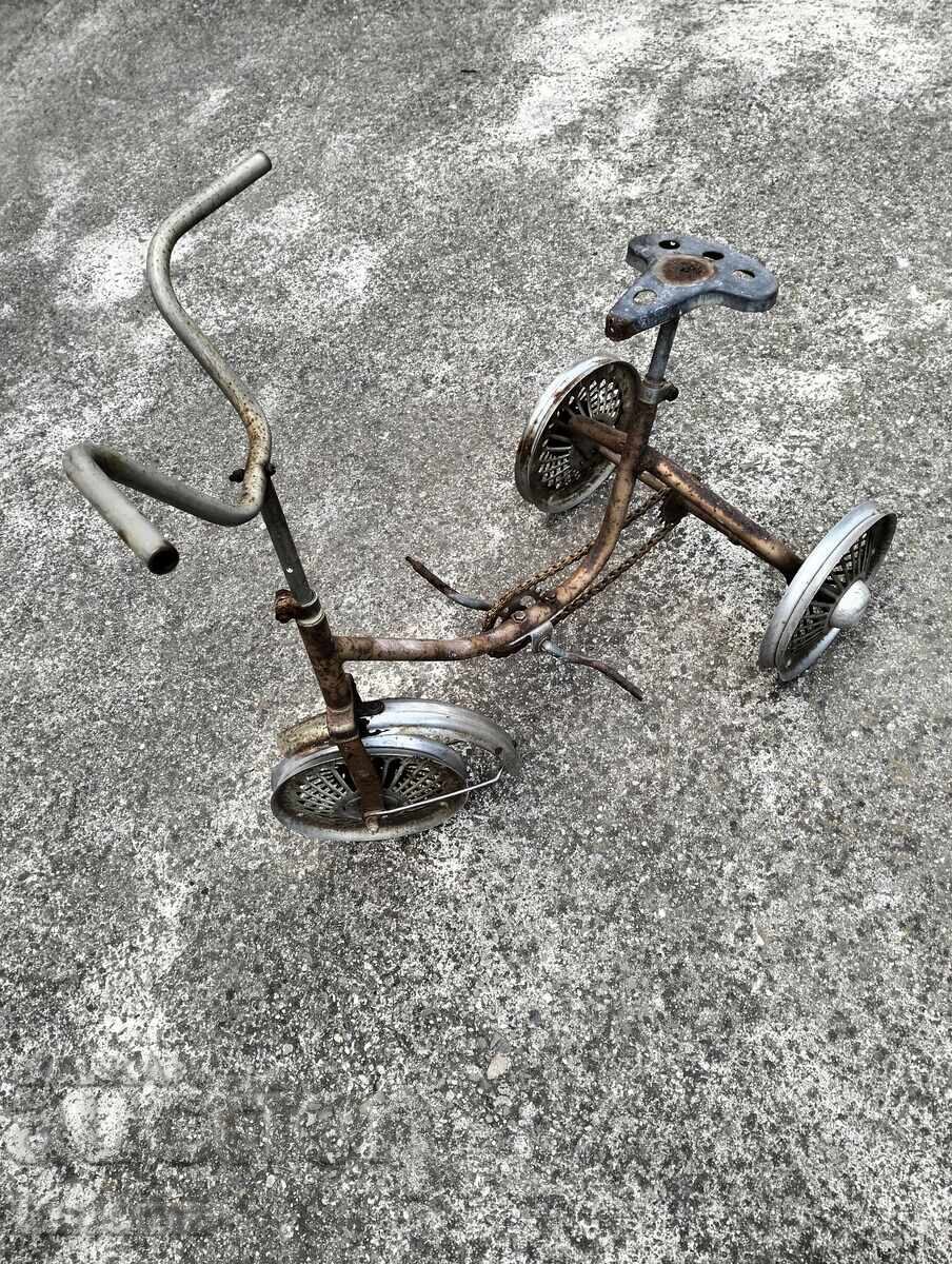 Old Tricycle - 5