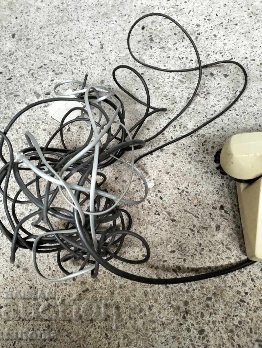 Telefon fix cu preț 9.99 BGN | € 5.11