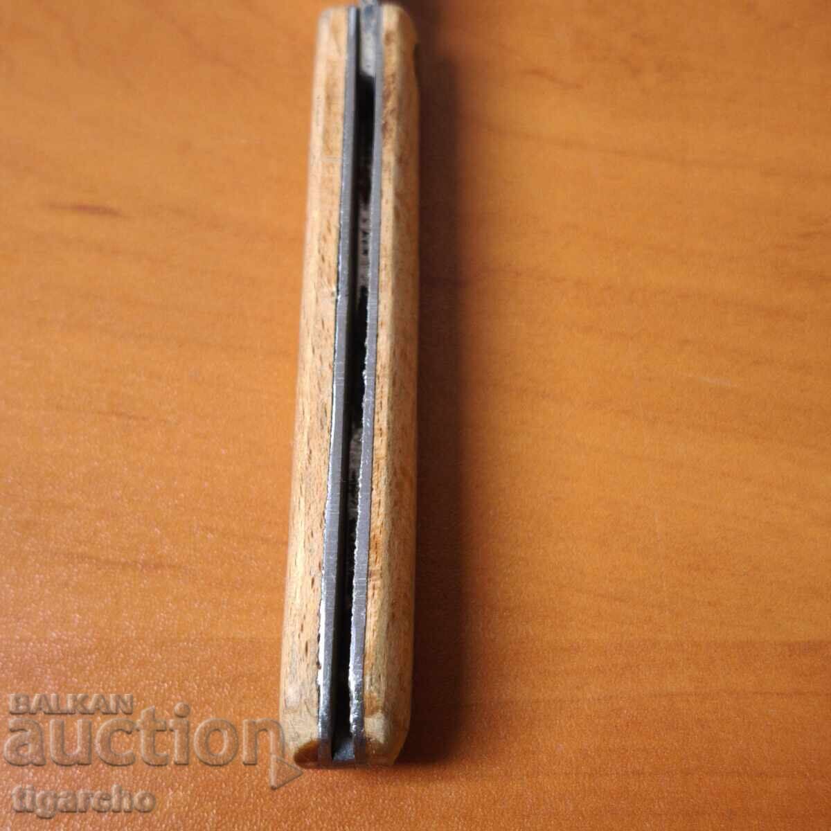 Аукцион Старо сгъваемо ножче