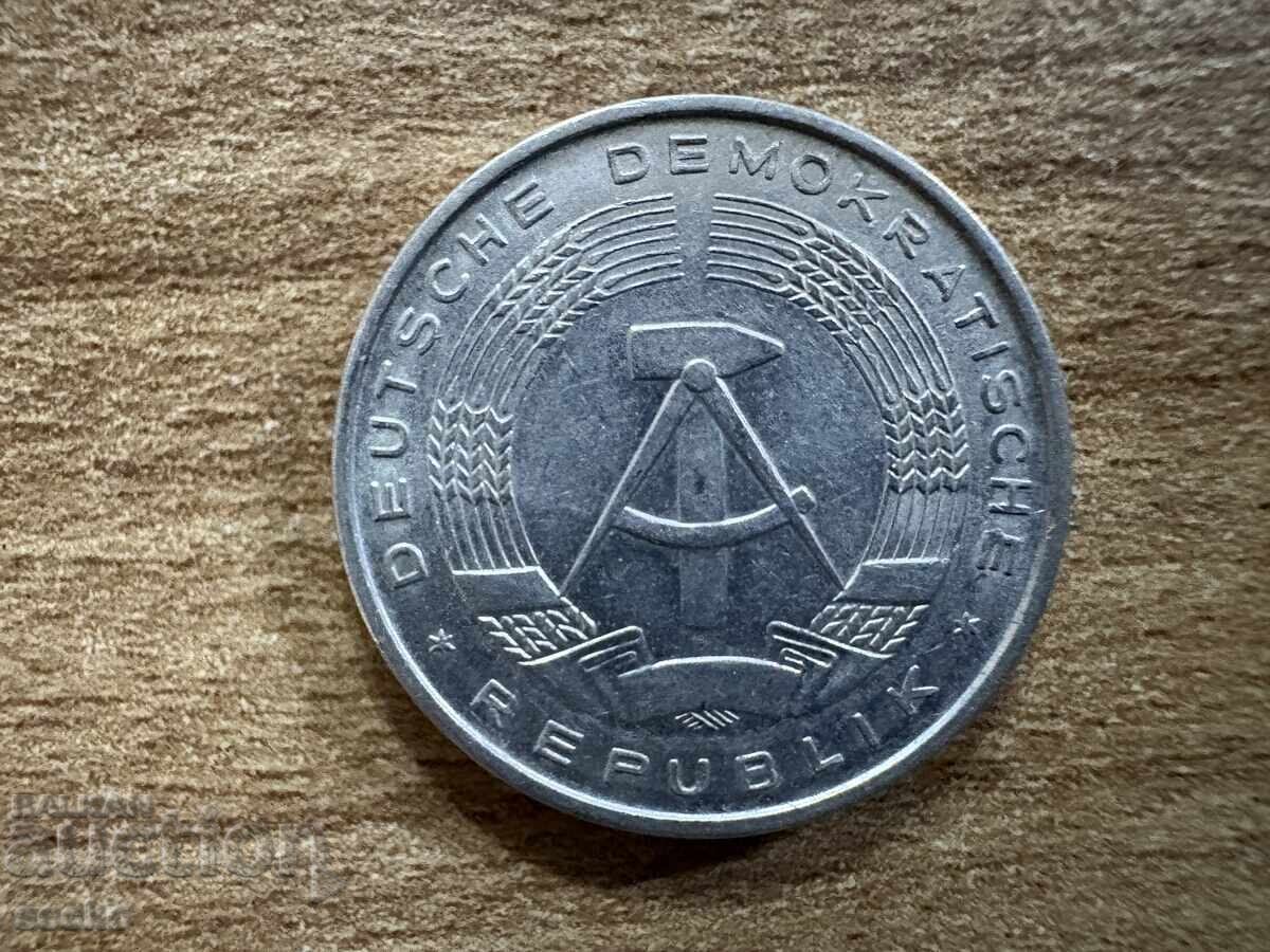 ΓΔΛ - 10 πφένιχ (1967) με τιμή 0.25 BGN | € 0.13