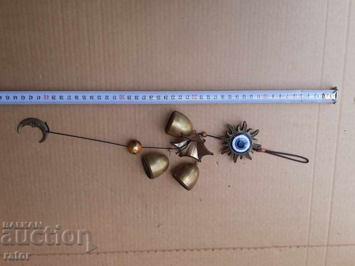 Auction  3 bronze bells, bell, bells and others