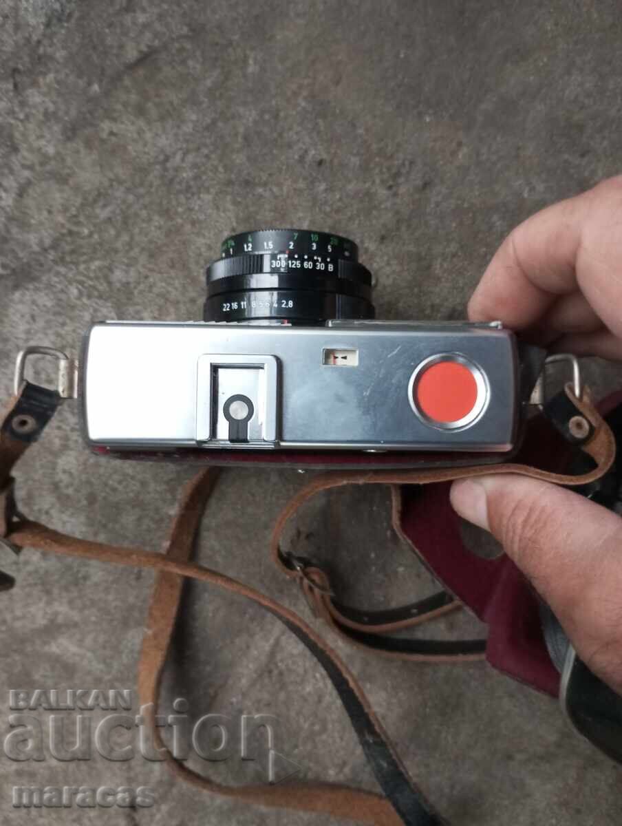 Old camera with price 25.00 BGN | € 12.78