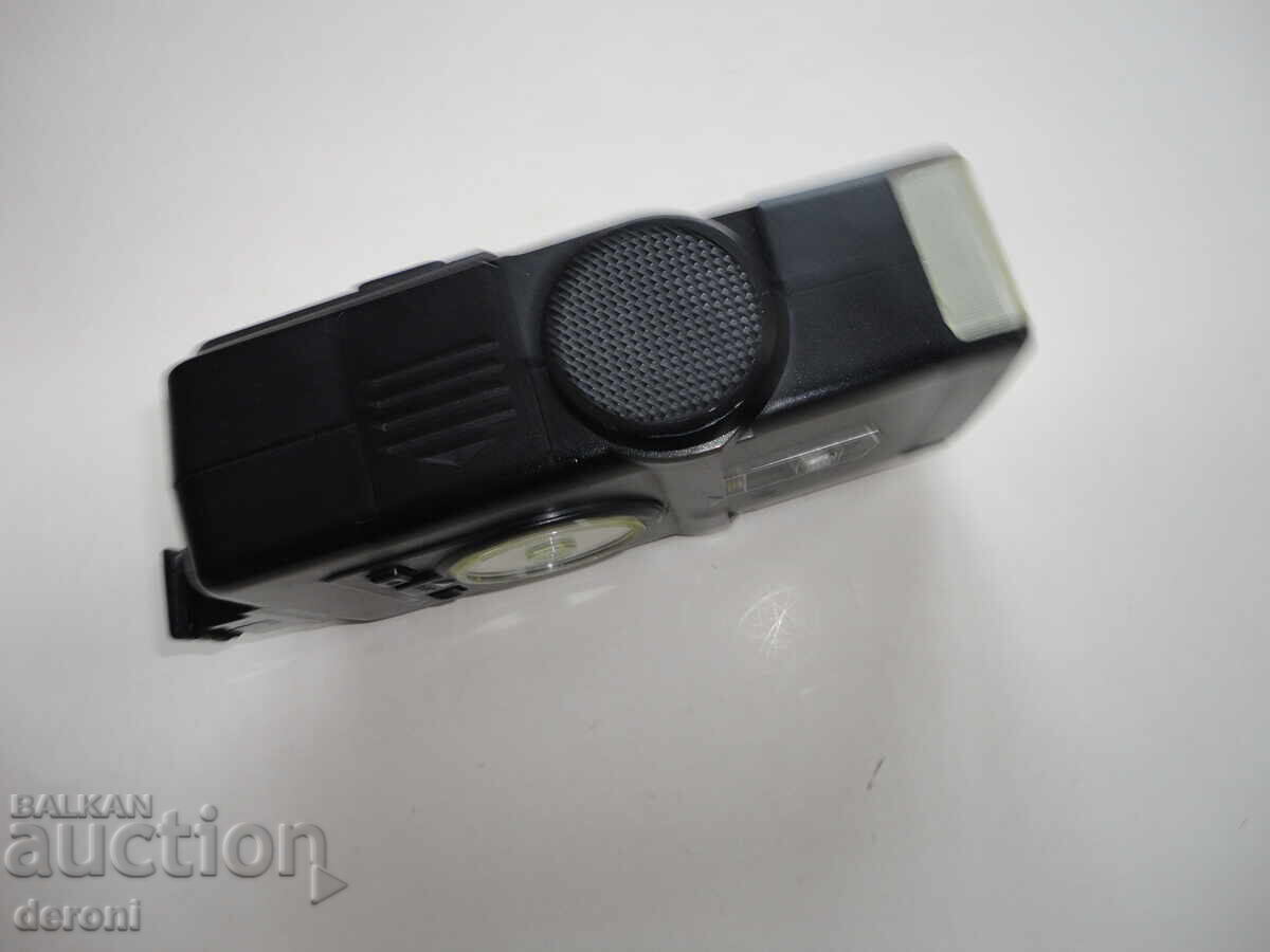 Светкавица Euroblitz 230 Plus - 5