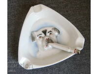 Vechi scrumieră din porțelan figurativ, bulldog fumător