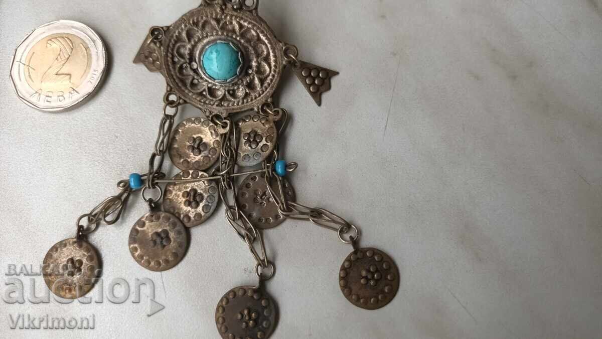 Παράδοση Αναγεννησιακό κόσμημα, τυρκουάζ, ζαμπόντα, τρέπκα, βότκα, βελόνα, σατσάν, ν