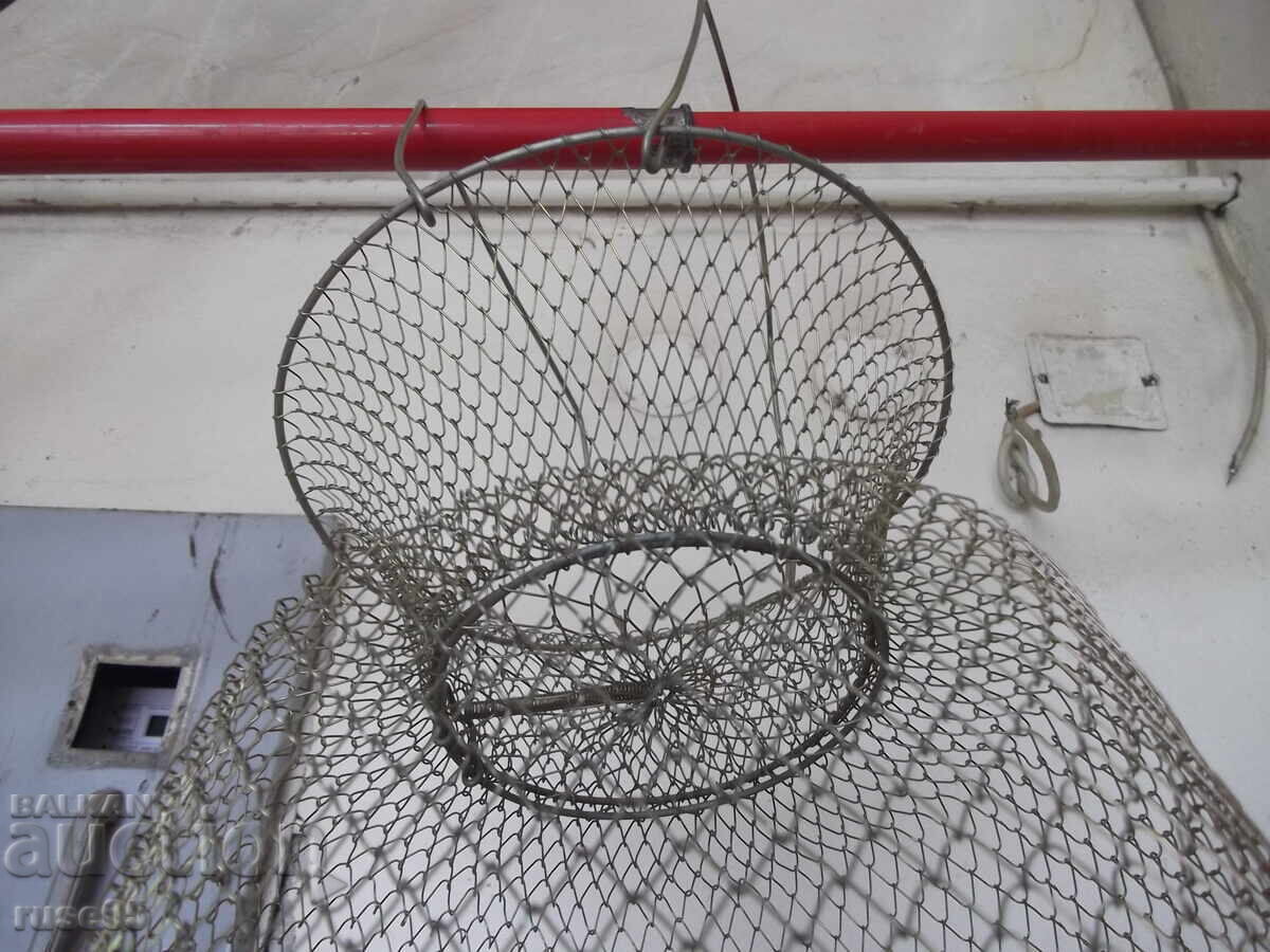 Παράδοση Ζιβαρνίκι πτυσσόμενο μεταλλικό ψαρευτικό καινούργιο Παράδοση Ζιβαρνίκι πτυσσόμενο μεταλλικό ψαρευτικό καινούργιο