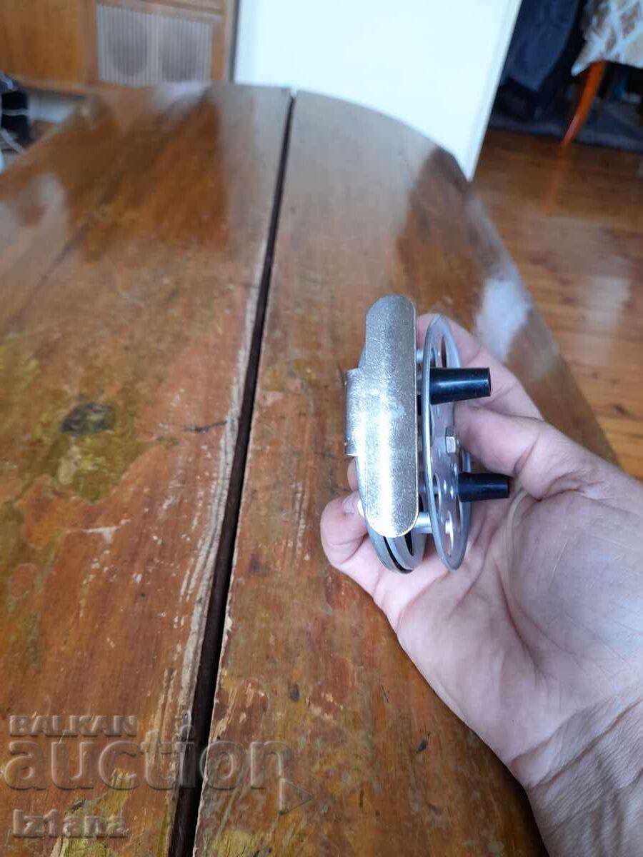 Аукцион Стара риболовна макара