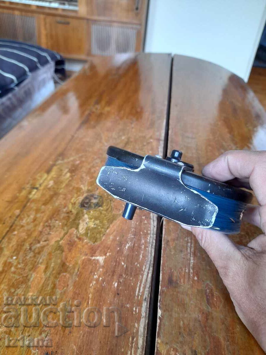 Παράδοση Παλιό καρούλι ψαρέματος