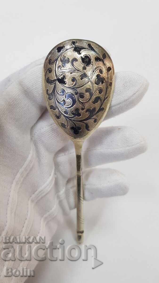 Рядка руска царски лъжица сребро, позлата, ниало 84пр. с цена 550.00 лв. | € 281.21