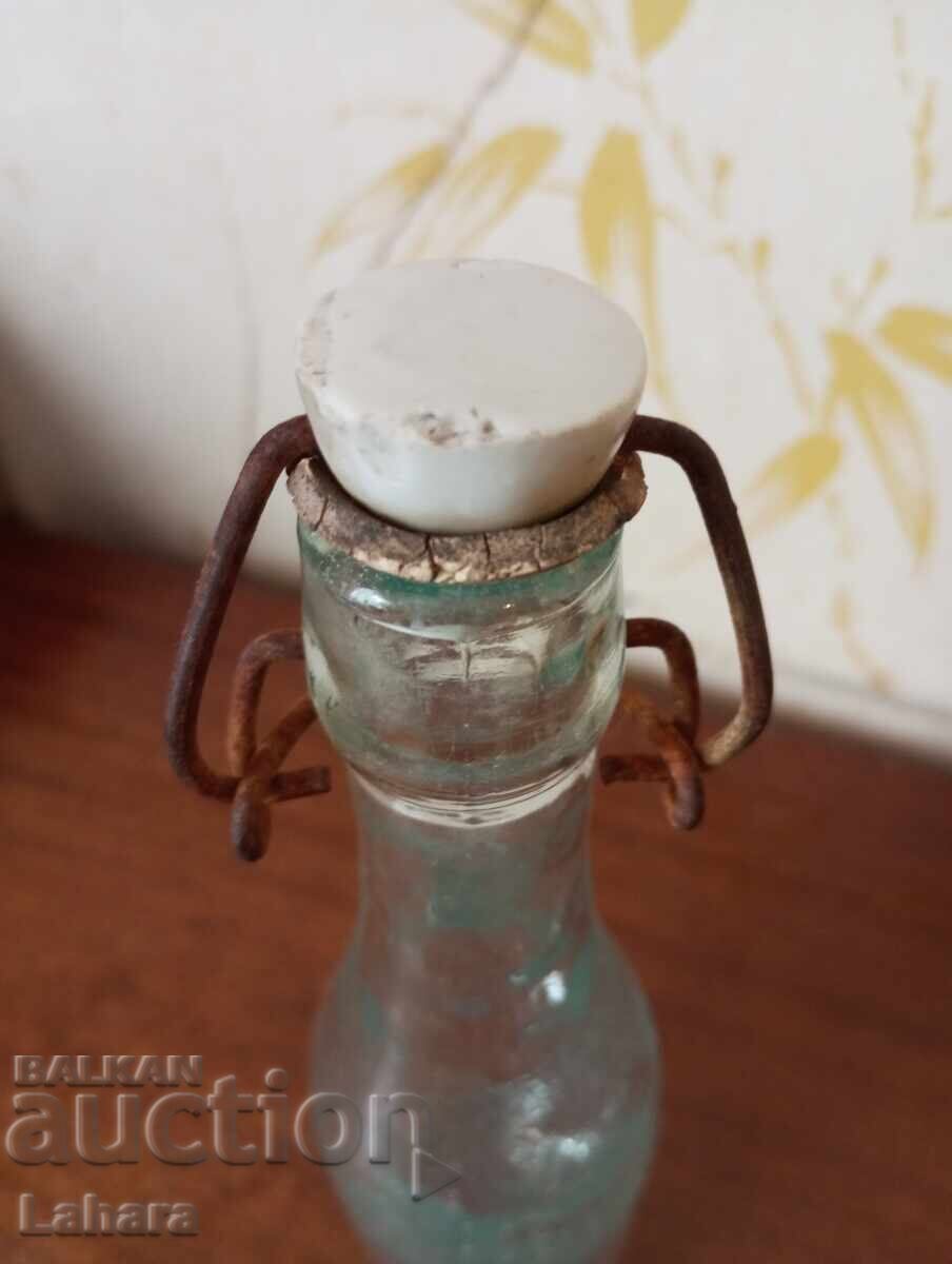 Delivery of Antique lemonade bottle, inscription: lemonade Delivery of Antique lemonade bottle, inscription: lemonade