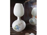 Lampă de noapte din sticlă care luminează din interior