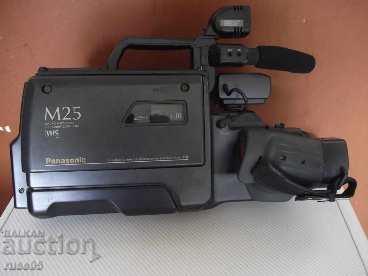 Licitație Cameră video "Panasonic - NV-M25EE"