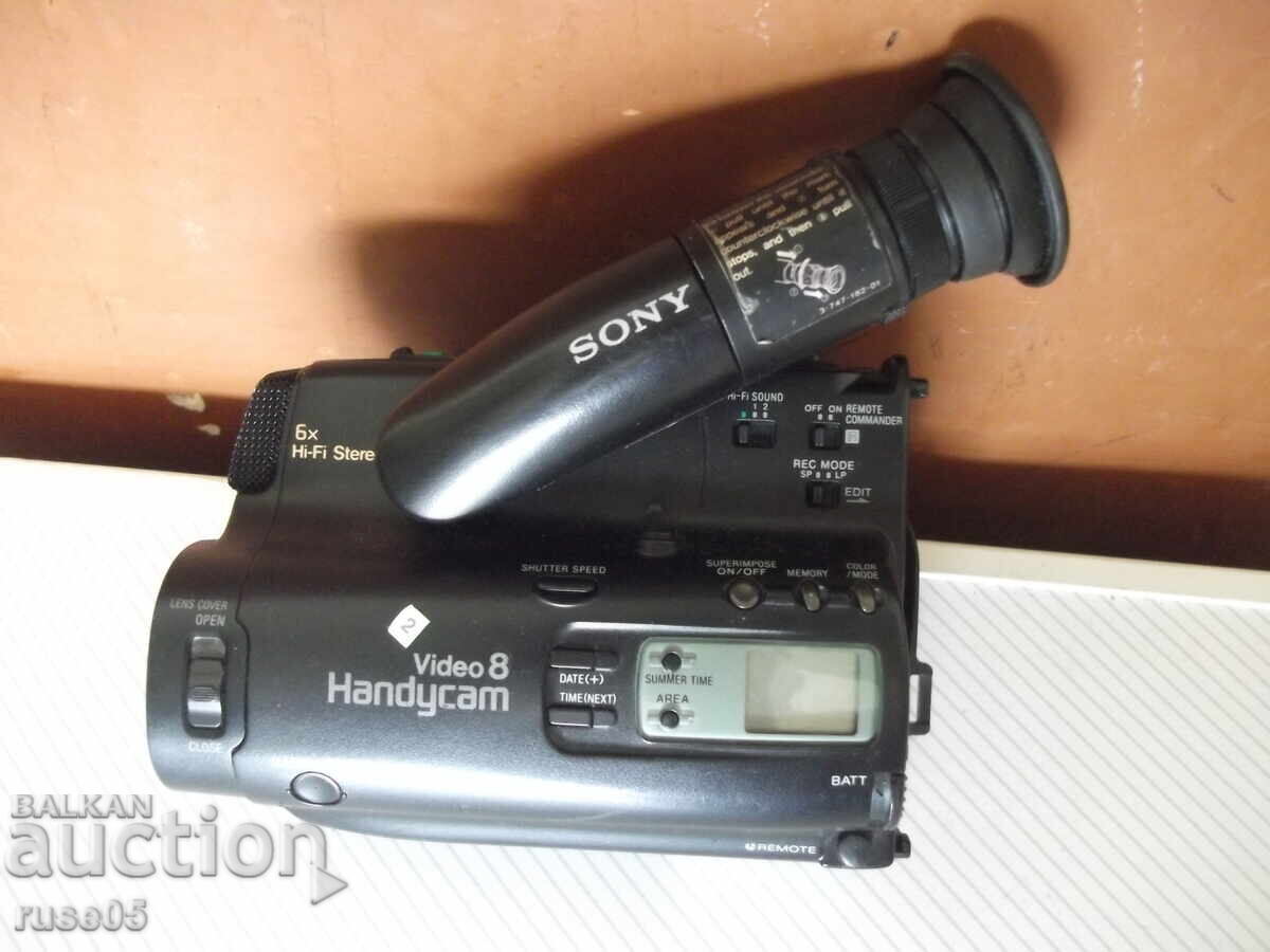 Video Camera "SONY - CCD-TR105E"