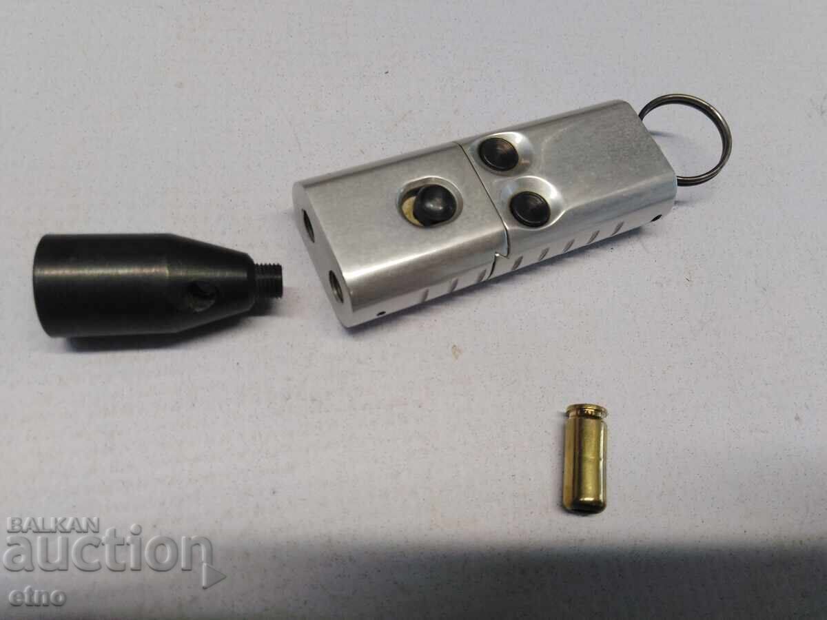 Original wasp, firecracker, dog repeller with 8mm gas rocket launcher Original wasp, firecracker, dog repeller with 8mm gas rocket launcher