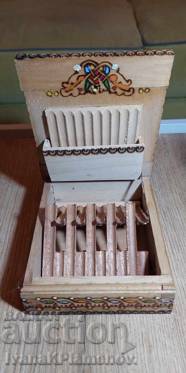 Delivery of Wooden pyrography cigarette box for connoisseurs