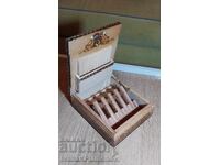 Θήκη τσιγάρων ξύλινη πυρογραφημένη για γνώστες
