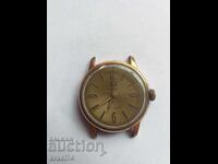Ceas placat cu aur
