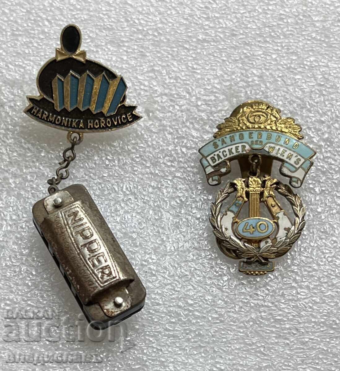 Lot of old musical badges Lot of old musical badges