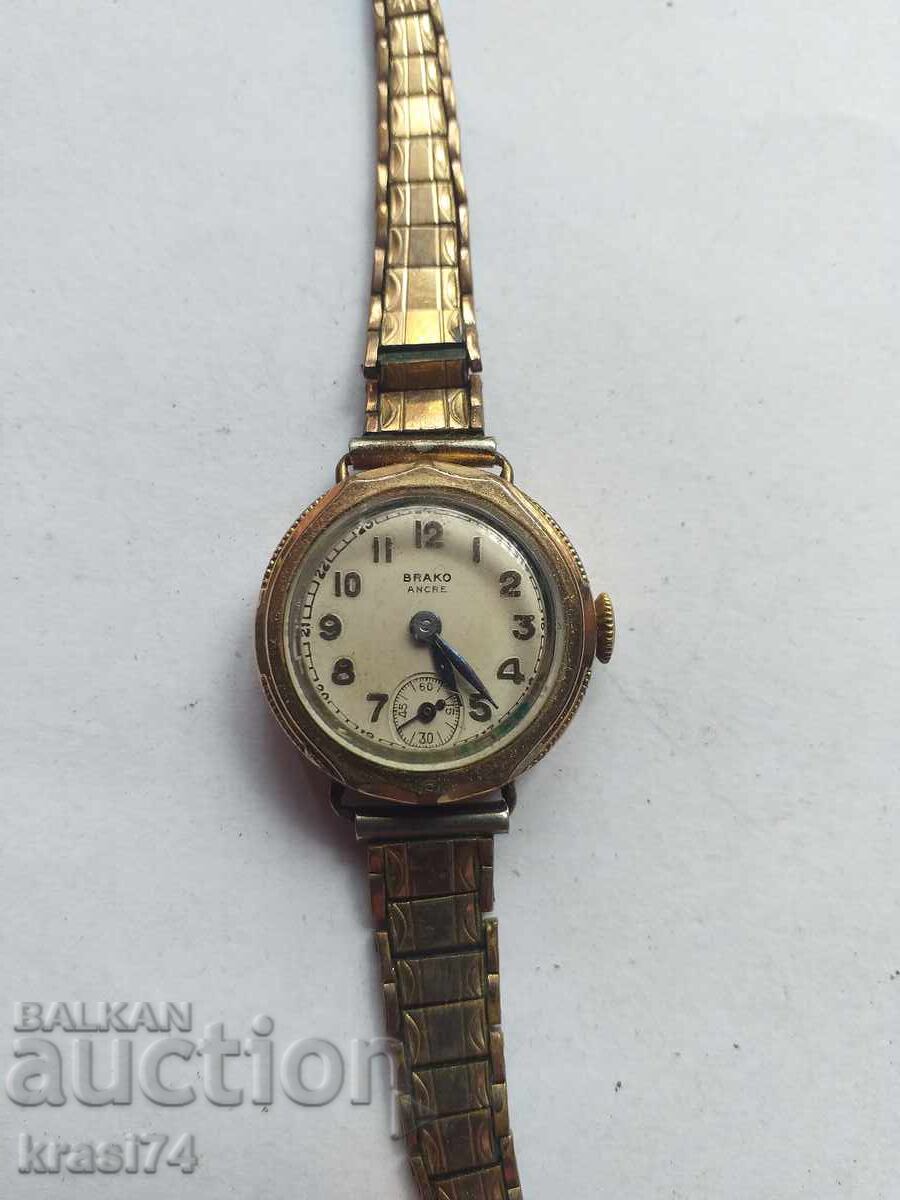 Ceas placat cu aur Ceas placat cu aur