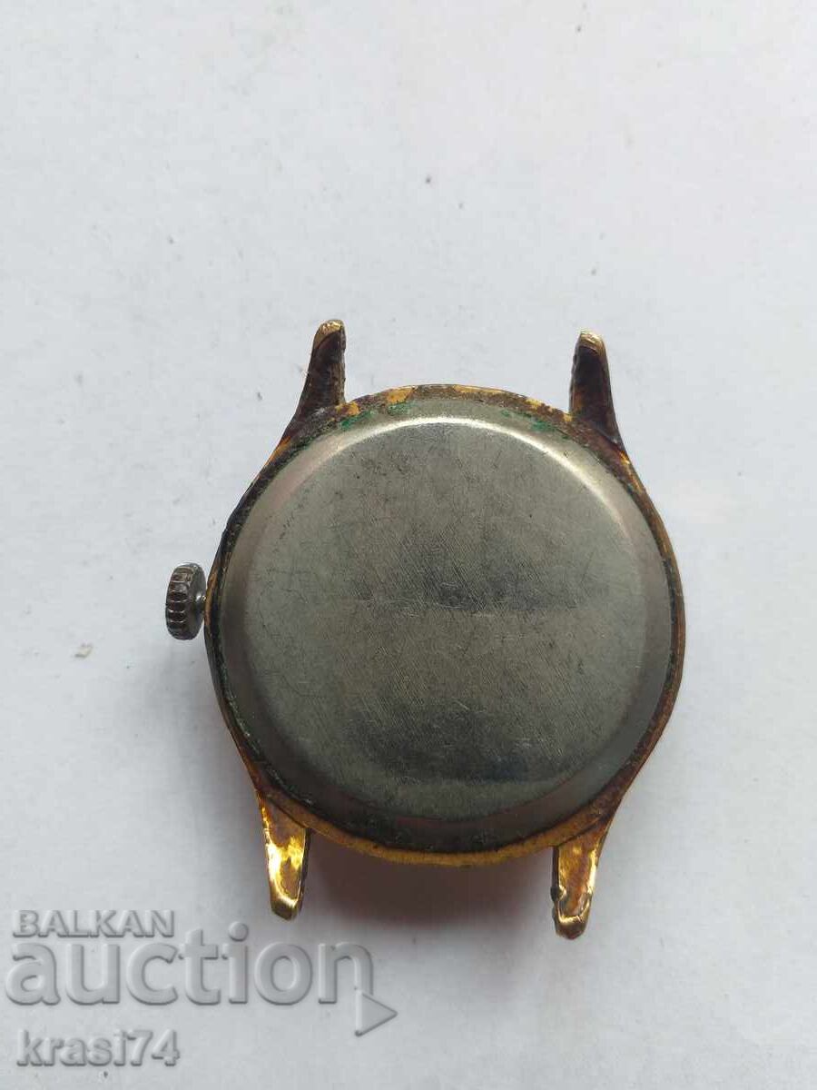 Ceas placat cu aur cu preț 50.00 BGN | € 25.56 Ceas placat cu aur cu preț 50.00 BGN | € 25.56